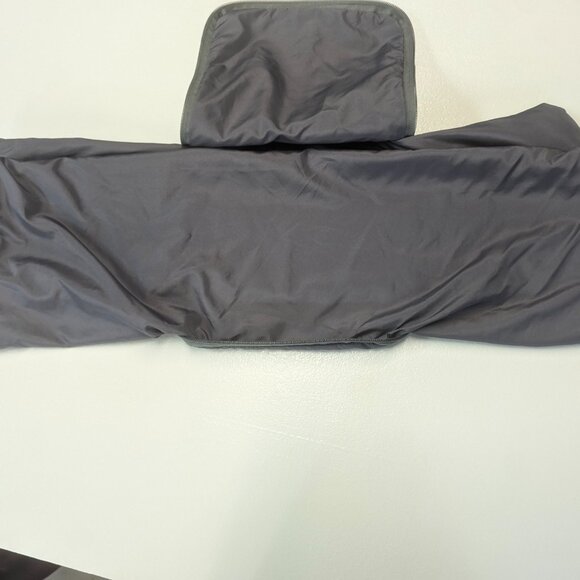 Dirty Laundry Foldable Bag - Picture 6 of 14